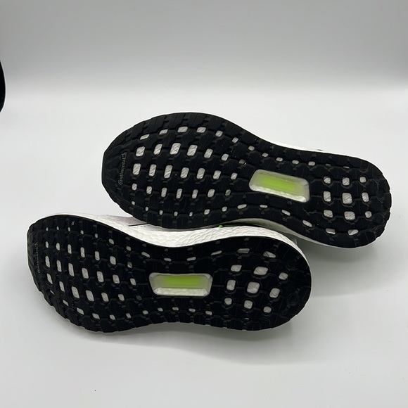 Adidas UltraBoost 20 Lab Mens Running Shoes Cloud White//Signal Green GY8108 - Picture 4 of 8